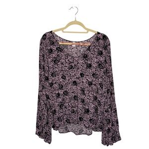 BP LAVENDER BLACK FLORAL FLOWY TOP SZ L